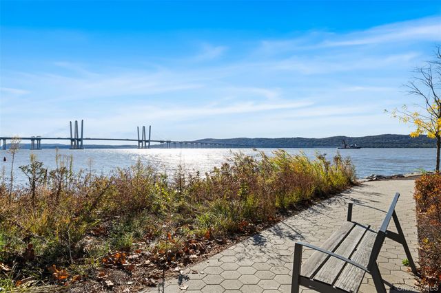 20 Hudson Terrace, Sleepy Hollow, NY 10591