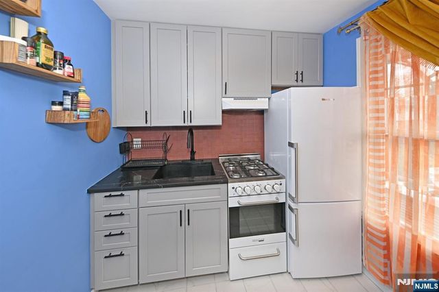 23-16 Howard Avenue D, Fair Lawn, NJ 07410