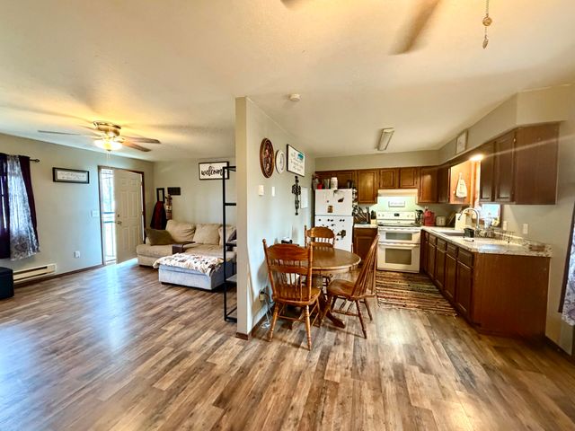 712 S Howell Avenue, West Plains, MO 65775