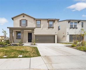 587 Holston Street, Rialto, CA 92377