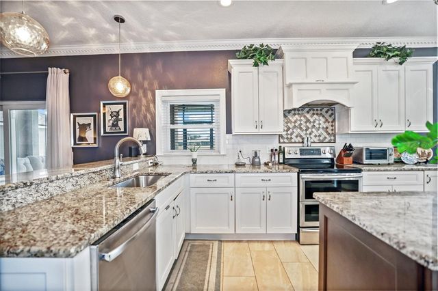 8524 TIDAL BAY LANE, Tampa, FL 33635