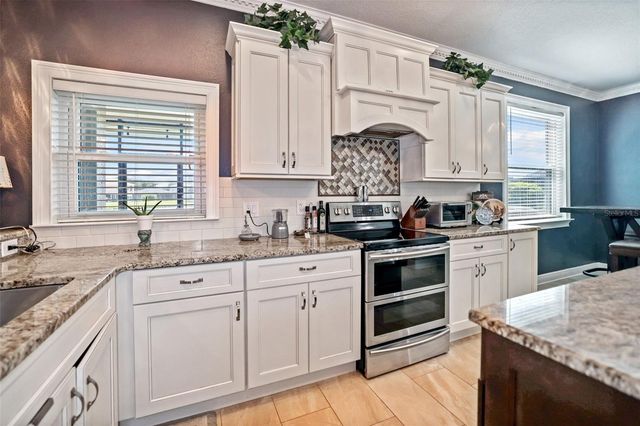 8524 TIDAL BAY LANE, Tampa, FL 33635