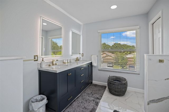 8524 TIDAL BAY LANE, Tampa, FL 33635