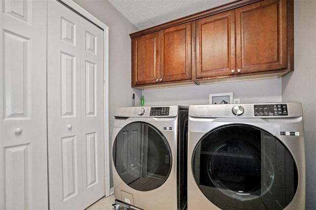 8524 TIDAL BAY LANE, Tampa, FL 33635