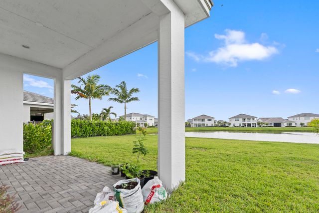 15134 CAMEO Court, The Acreage, FL 33470