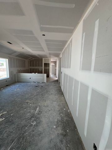 1633 Rambling Brook Drive, Benton, AR 72015