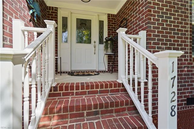 1728 Live Oak TRL, Virginia Beach, VA 23456