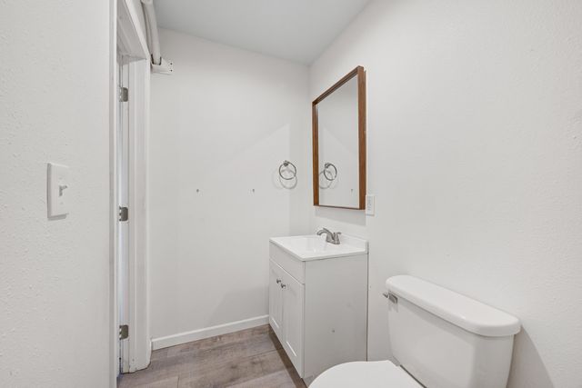 198 E 1St Avenue, Crestview, FL 32536