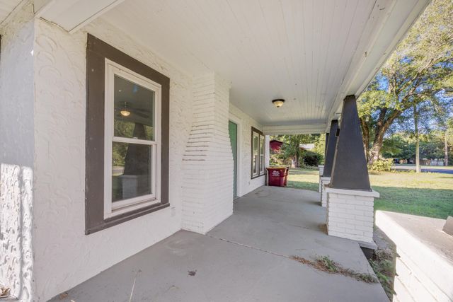 198 E 1St Avenue, Crestview, FL 32536