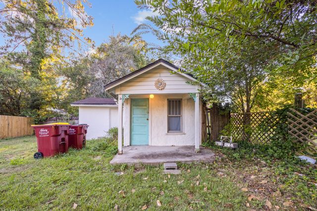 198 E 1St Avenue, Crestview, FL 32536