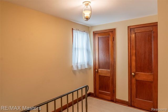 29386 Walnut Street, Flat Rock, MI 48134