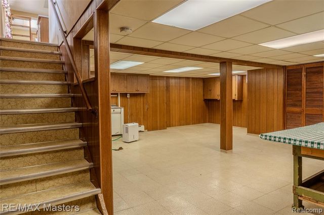 29386 Walnut Street, Flat Rock, MI 48134