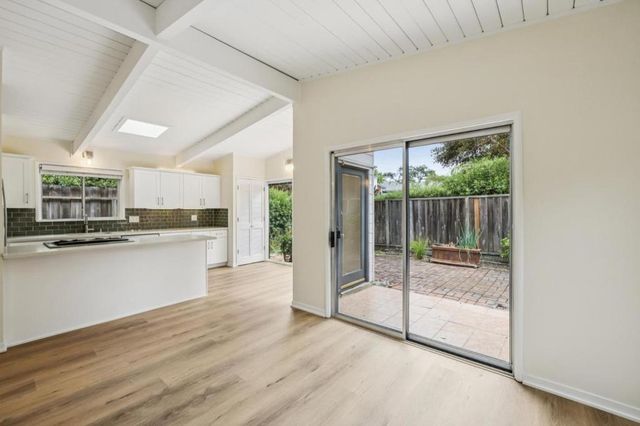 15451565 Stanford Avenue, Palo Alto, CA 94306