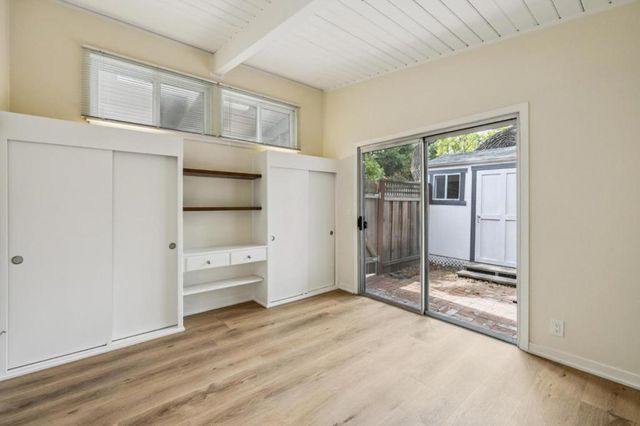 15451565 Stanford Avenue, Palo Alto, CA 94306