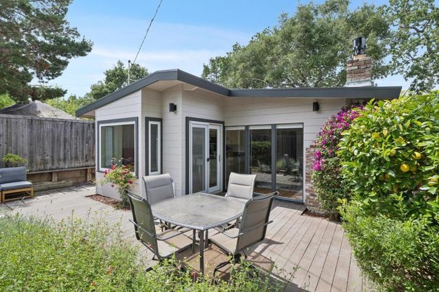 15451565 Stanford Avenue, Palo Alto, CA 94306