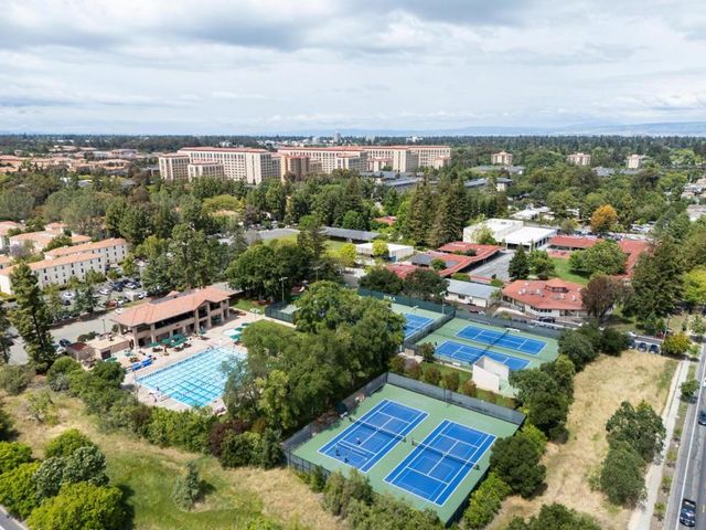15451565 Stanford Avenue, Palo Alto, CA 94306