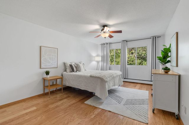 7412 W 22nd Street 309, Saint Louis Park, MN 55426