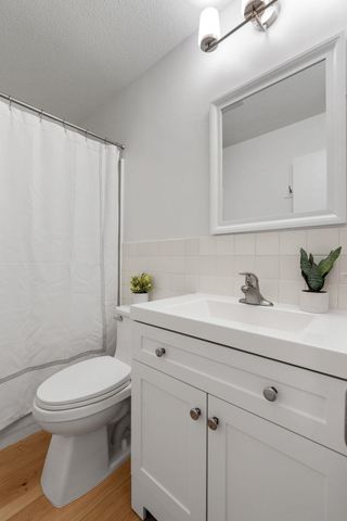 7412 W 22nd Street 309, Saint Louis Park, MN 55426