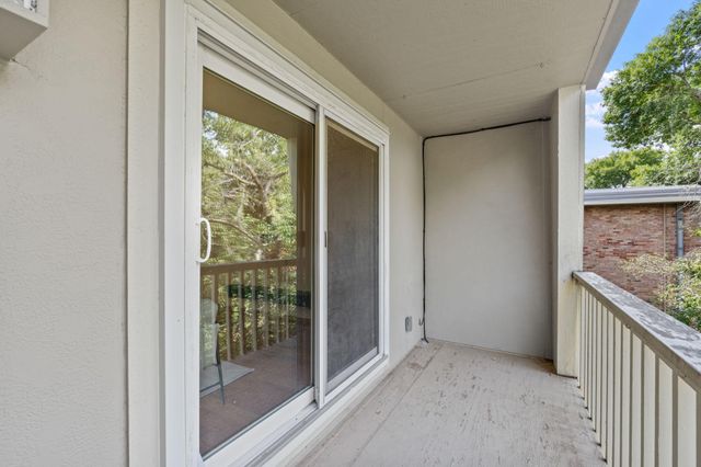 7412 W 22nd Street 309, Saint Louis Park, MN 55426