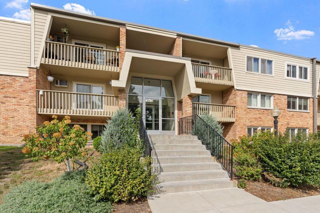 7412 W 22nd Street 309, Saint Louis Park, MN 55426