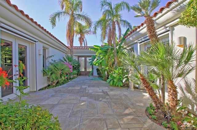 104 Loch Lomond Road, Rancho Mirage, CA 92270