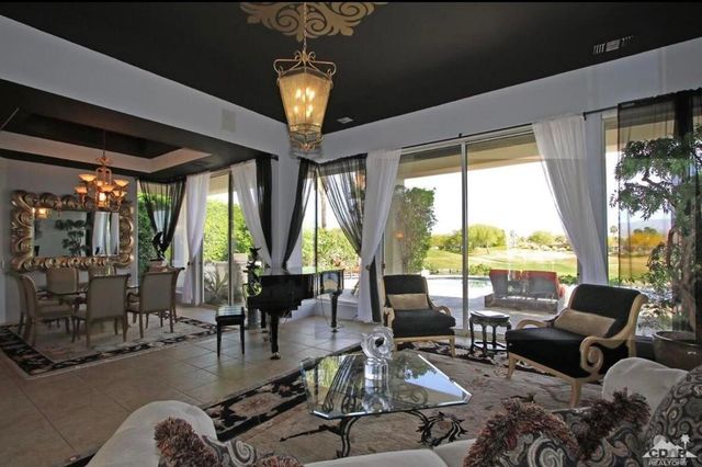 104 Loch Lomond Road, Rancho Mirage, CA 92270