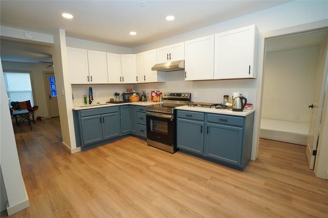 535 14TH AVENUE S 3, St Petersburg, FL 33701