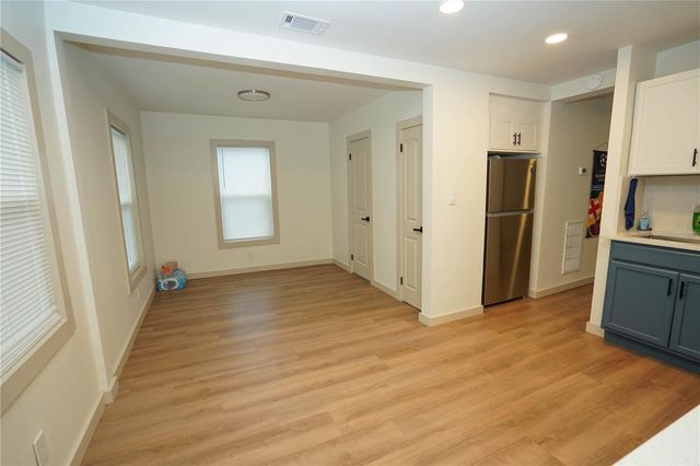 535 14TH AVENUE S 3, St Petersburg, FL 33701