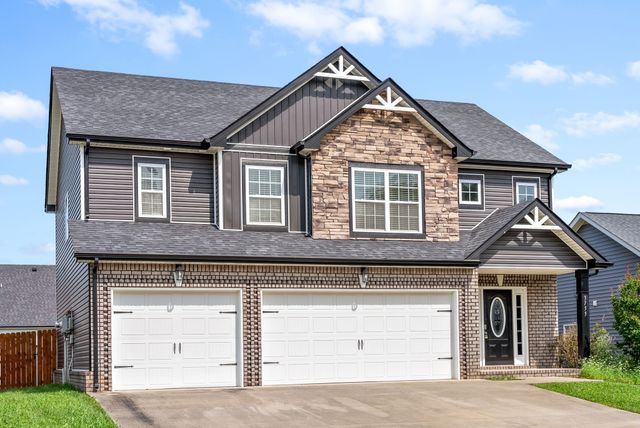 3755 Windmill Dr, Clarksville, TN 37040