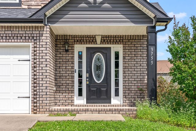 3755 Windmill Dr, Clarksville, TN 37040