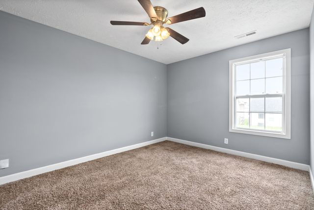 3755 Windmill Dr, Clarksville, TN 37040