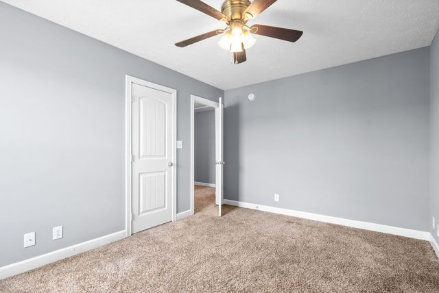 3755 Windmill Dr, Clarksville, TN 37040