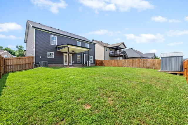 3755 Windmill Dr, Clarksville, TN 37040
