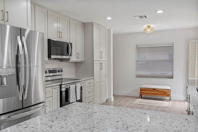 1108 Fosters Mill Dr, Boynton Beach, FL 33436