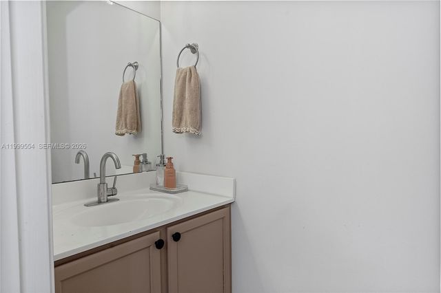 1108 Fosters Mill Dr, Boynton Beach, FL 33436