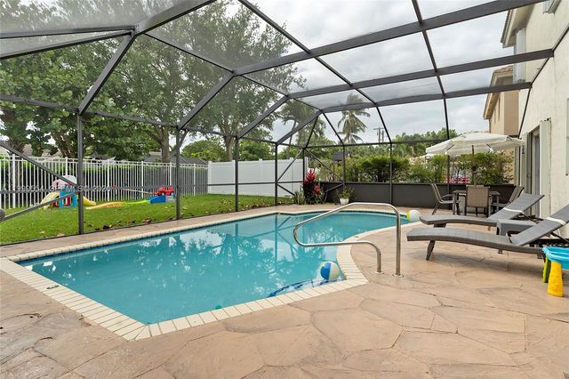 1108 Fosters Mill Dr, Boynton Beach, FL 33436