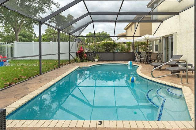 1108 Fosters Mill Dr, Boynton Beach, FL 33436