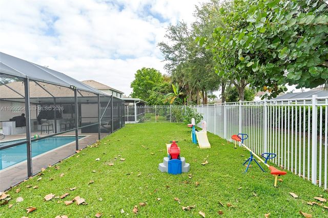 1108 Fosters Mill Dr, Boynton Beach, FL 33436