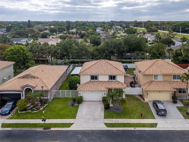 1108 Fosters Mill Dr, Boynton Beach, FL 33436