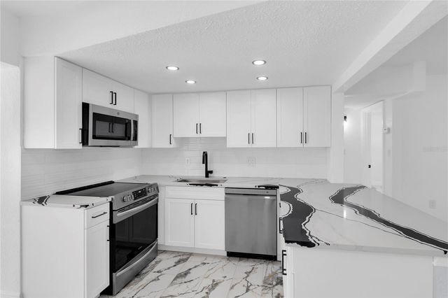 7320 OELSNER STREET, New Port Richey, FL 34652