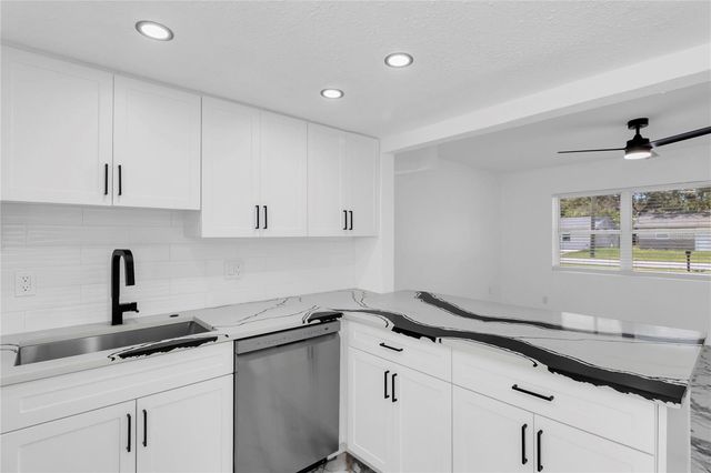 7320 OELSNER STREET, New Port Richey, FL 34652