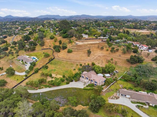 2596 Green Canyon Road, Fallbrook, CA 92028