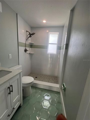 40 82ND AVENUE Unit 3, St Petersburg, FL 33706
