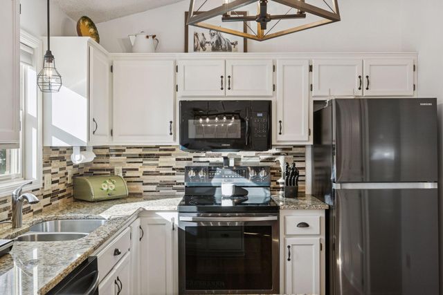 3862 123rd Avenue NW, Coon Rapids, MN 55433