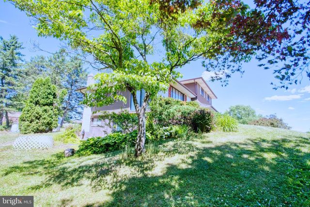 211 REEDSVILLE RD, Schuylkill Haven, PA 17972