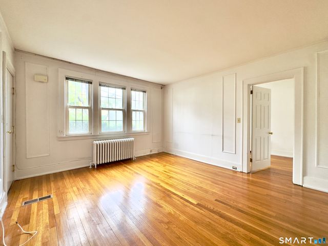 53 Treat Avenue 1, Stamford, CT 06906