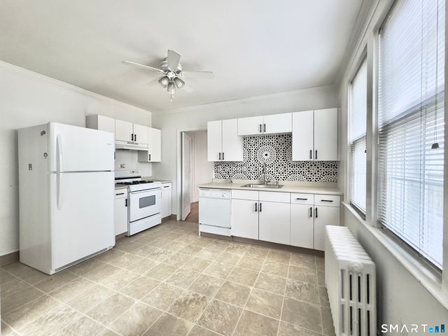 53 Treat Avenue 1, Stamford, CT 06906