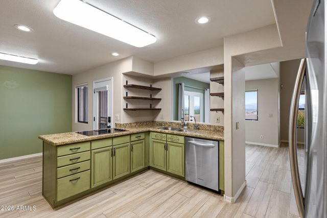 13227 N MIMOSA Drive 105, Fountain Hills, AZ 85268