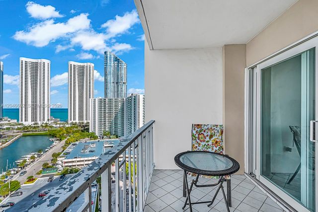300 Bayview Dr 1709, Sunny Isles Beach, FL 33160
