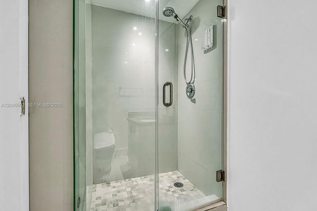 300 Bayview Dr 1709, Sunny Isles Beach, FL 33160